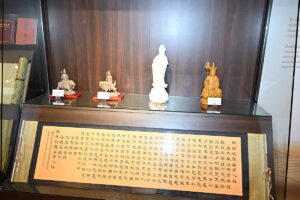 Buddhism 12 reduced v2